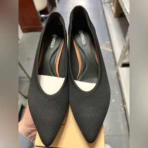 Vivaia Black Women's Pointed Toe Heels